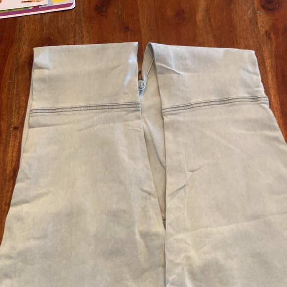 NWT Free People Just Float on Flair Jeans - Picture 12 of 13